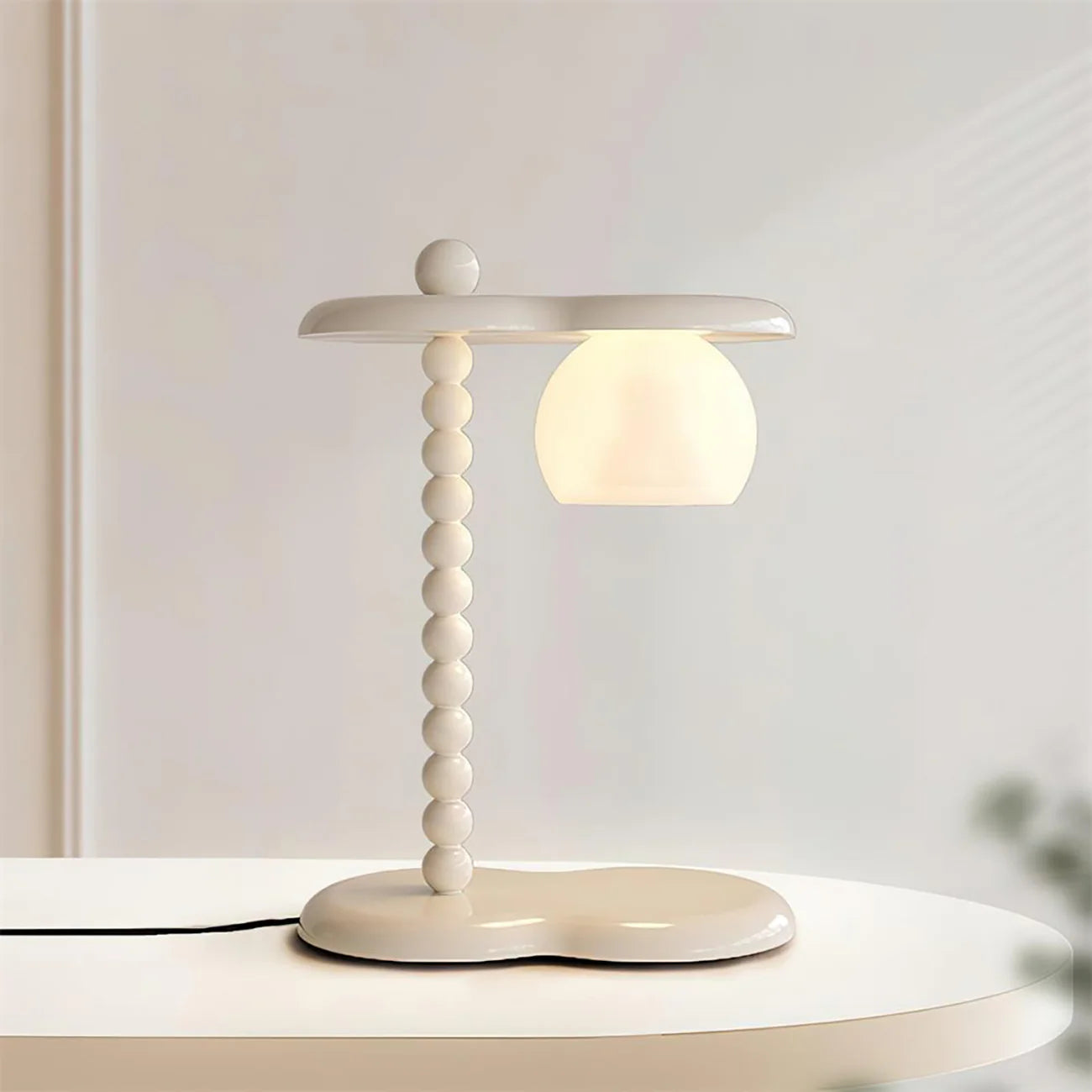 Everalda Candle Warmer Table Lamp