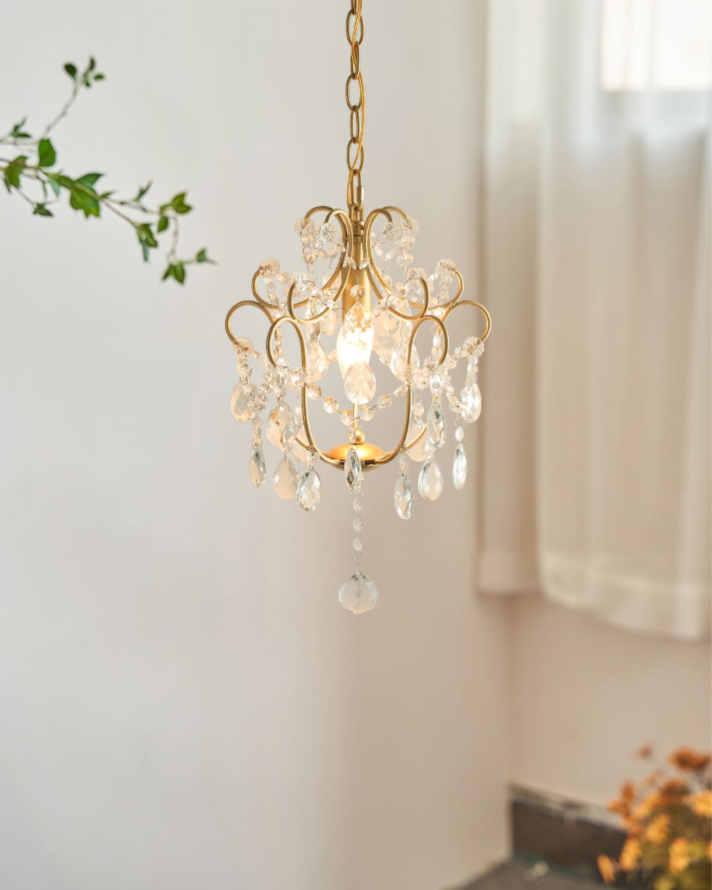 Gilded Crystal Pendant Lamp
