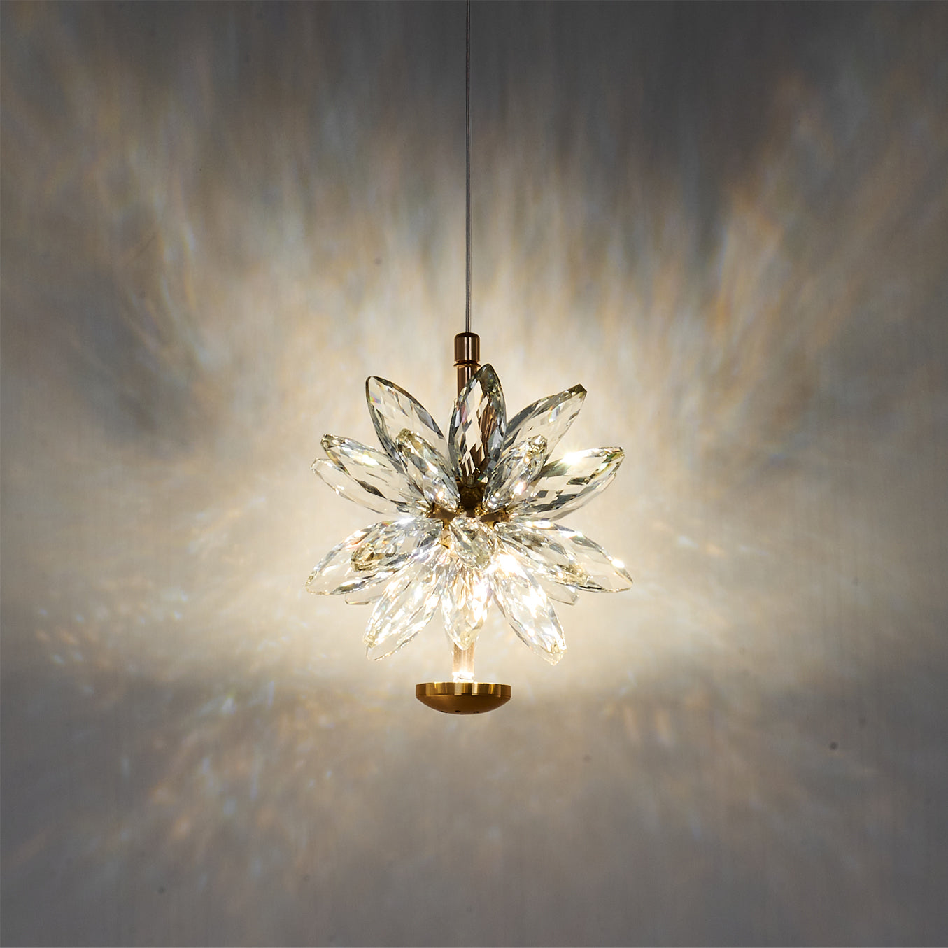 Glam Flower Pendant Lamp