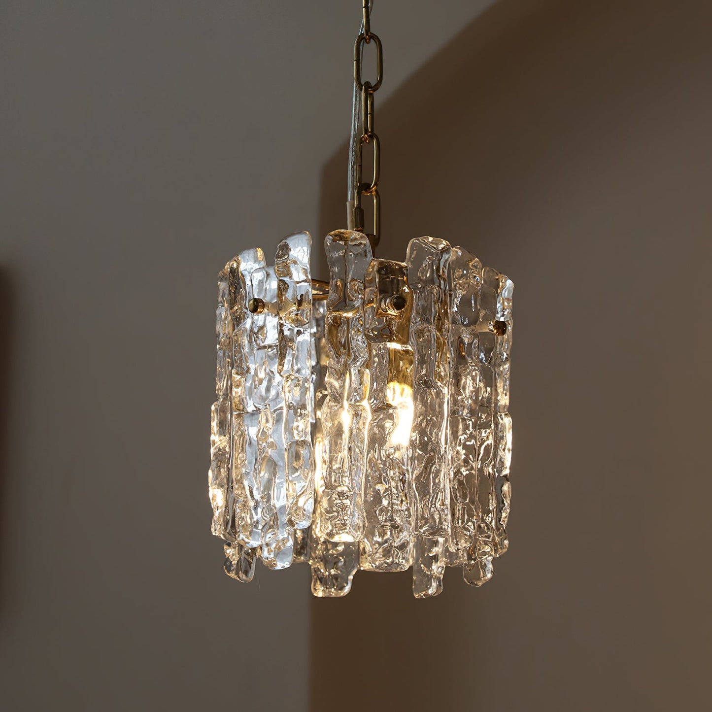 Kalmar Pendant Light