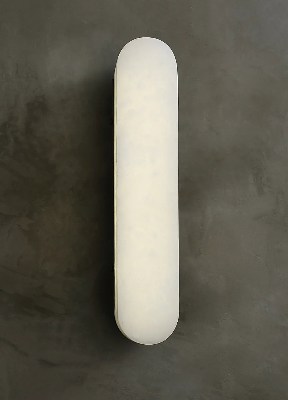 Luxury Alabaster Vertical Wall Lamp