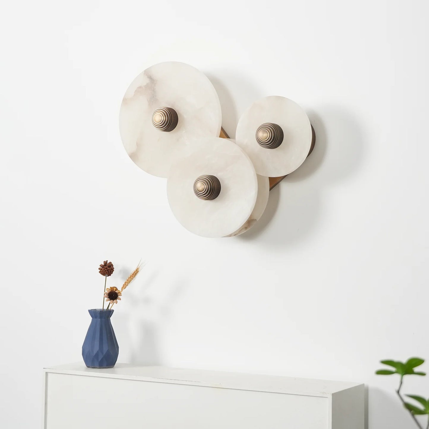 Modern Alabaster Round Wall Lamp