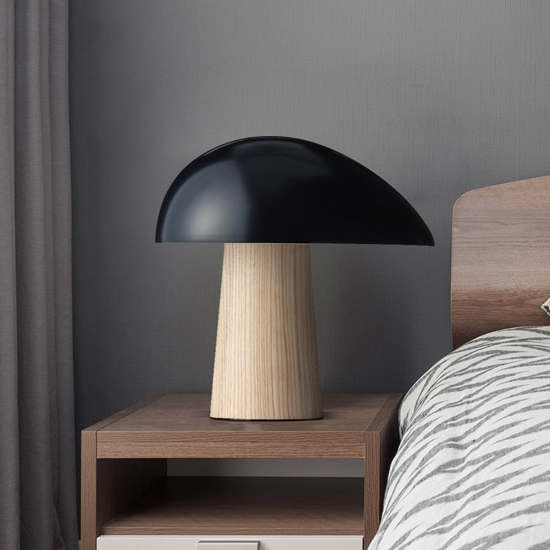 THEA Table Lamp