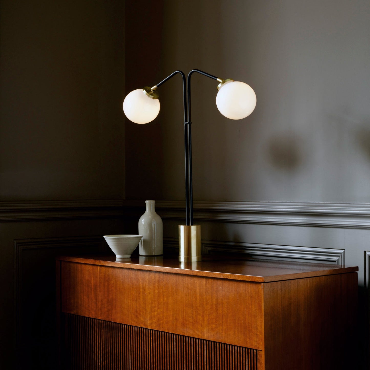 Array Opal Table Lamp