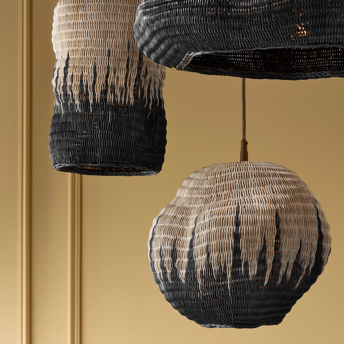 Comme Des Paniers Orb Pendant Light