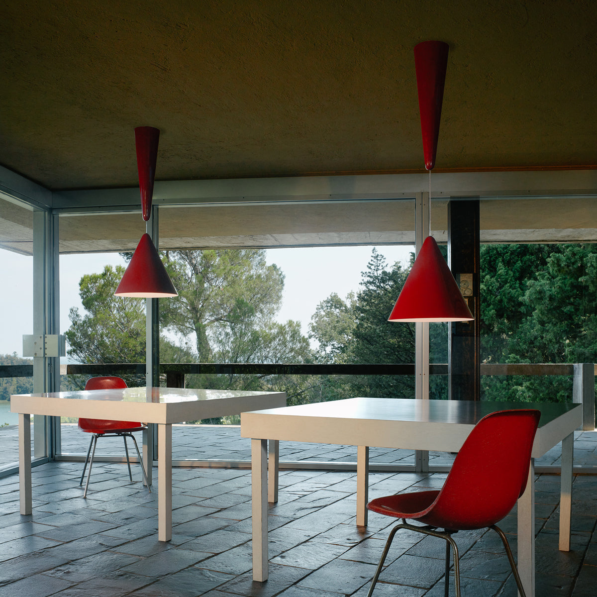 Diabolo Pendant Light