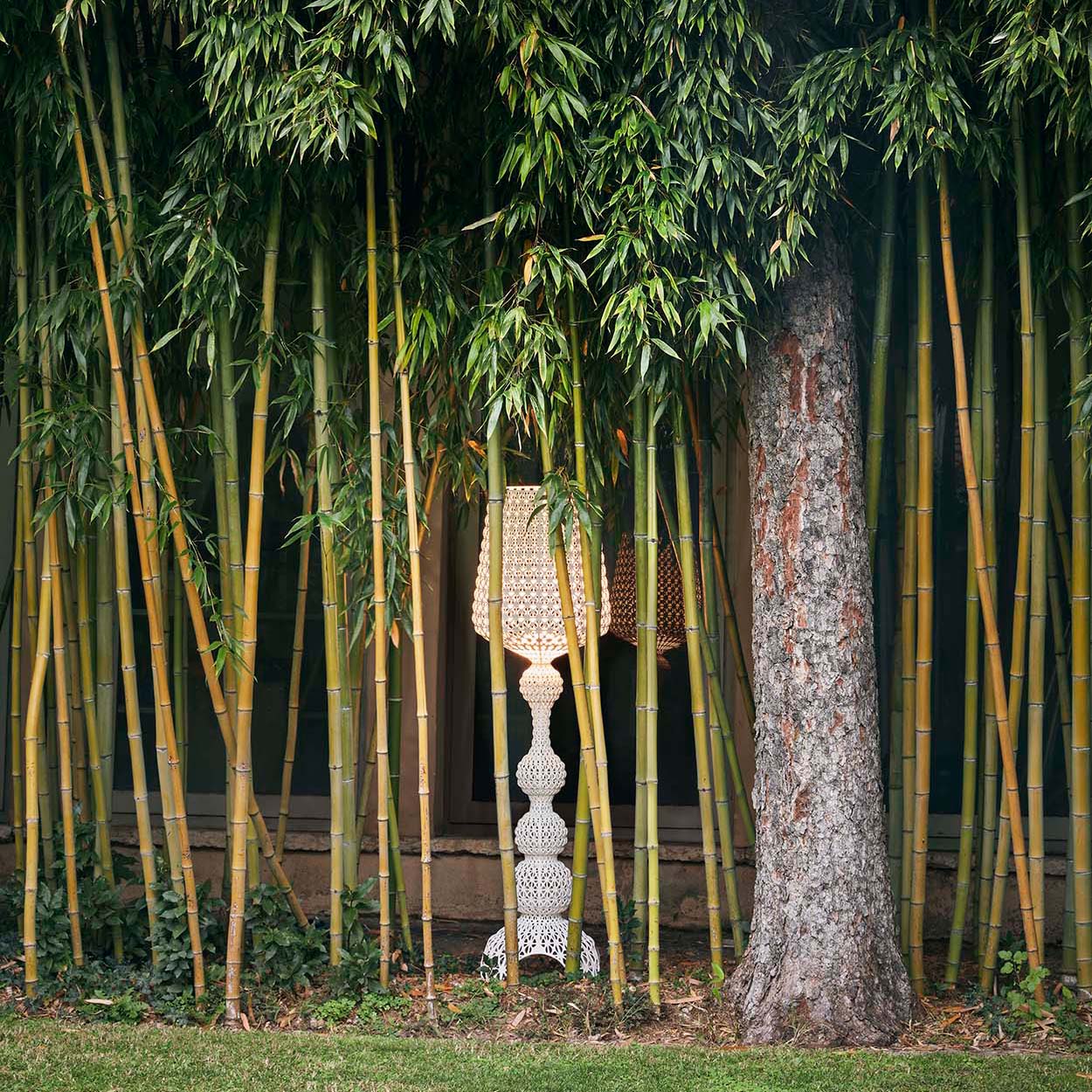Kabuki Floor Lamp