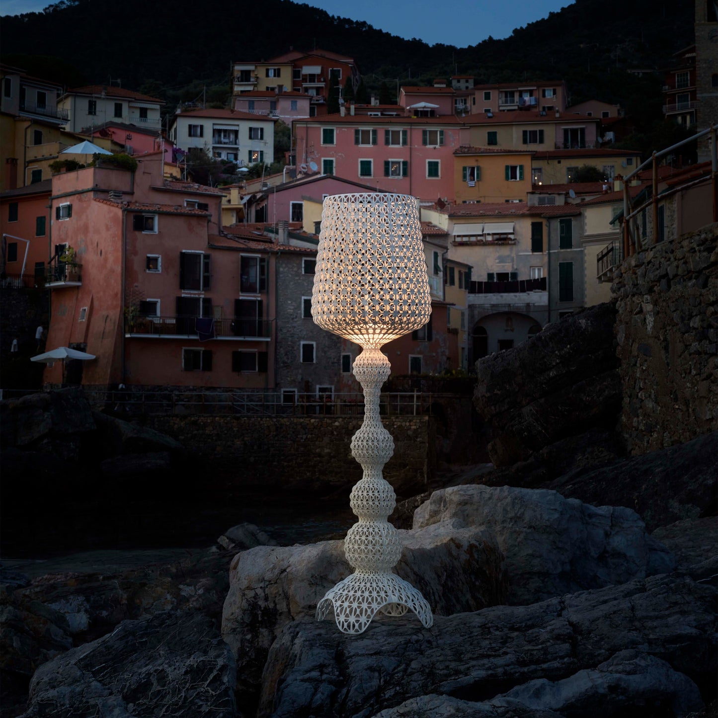 Kabuki Floor Lamp