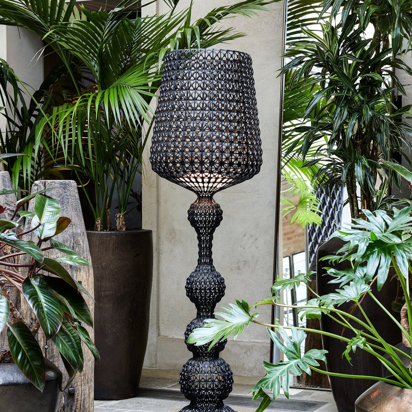 Kabuki Floor Lamp