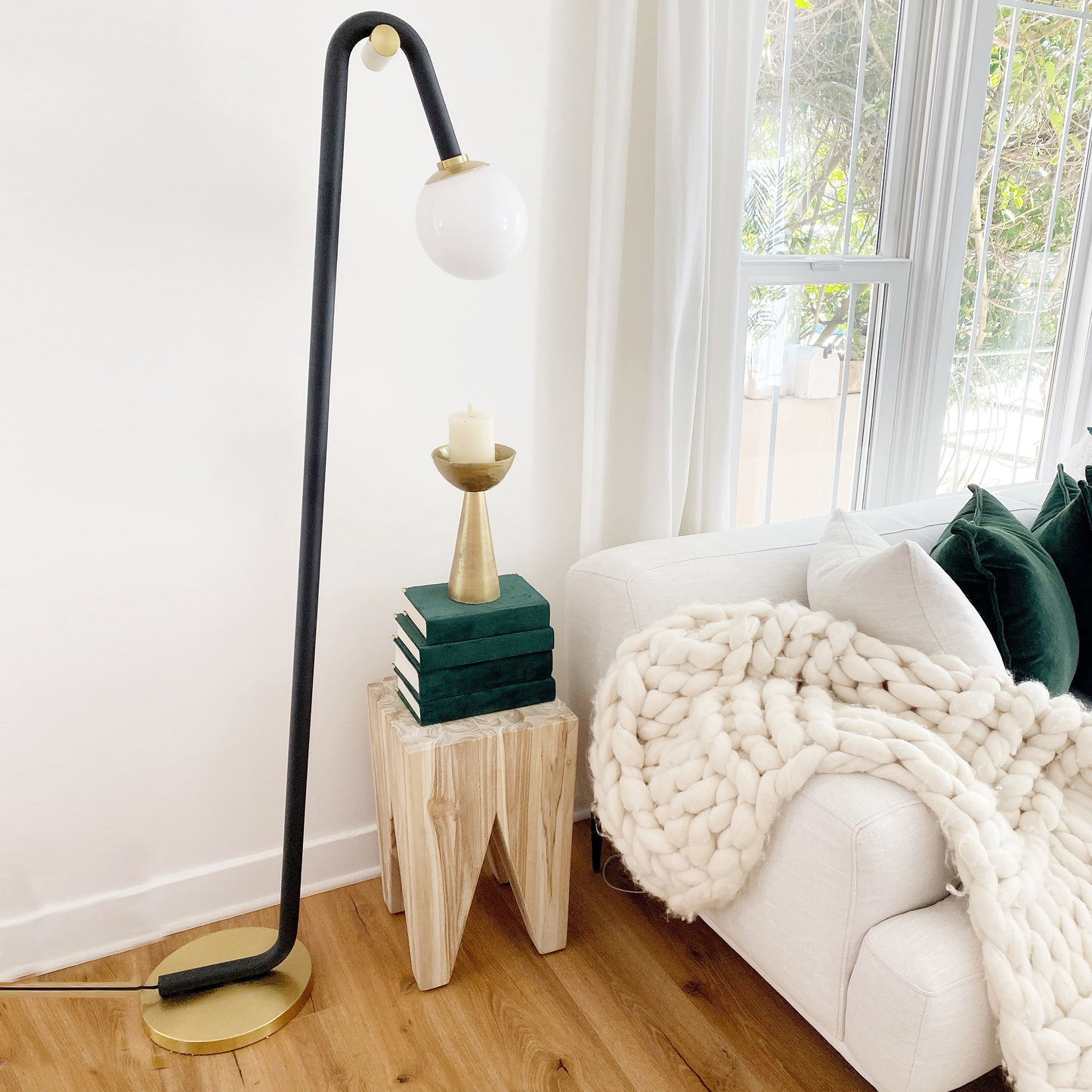 Whit Floor Lamp