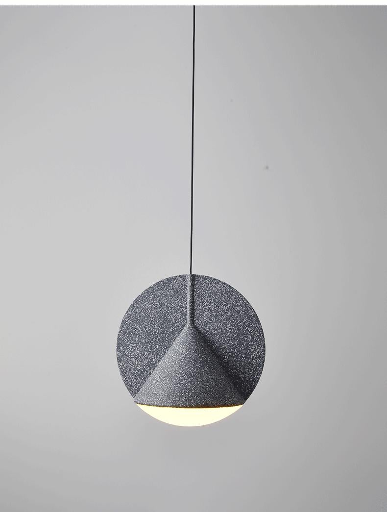 OSSA PENDANT