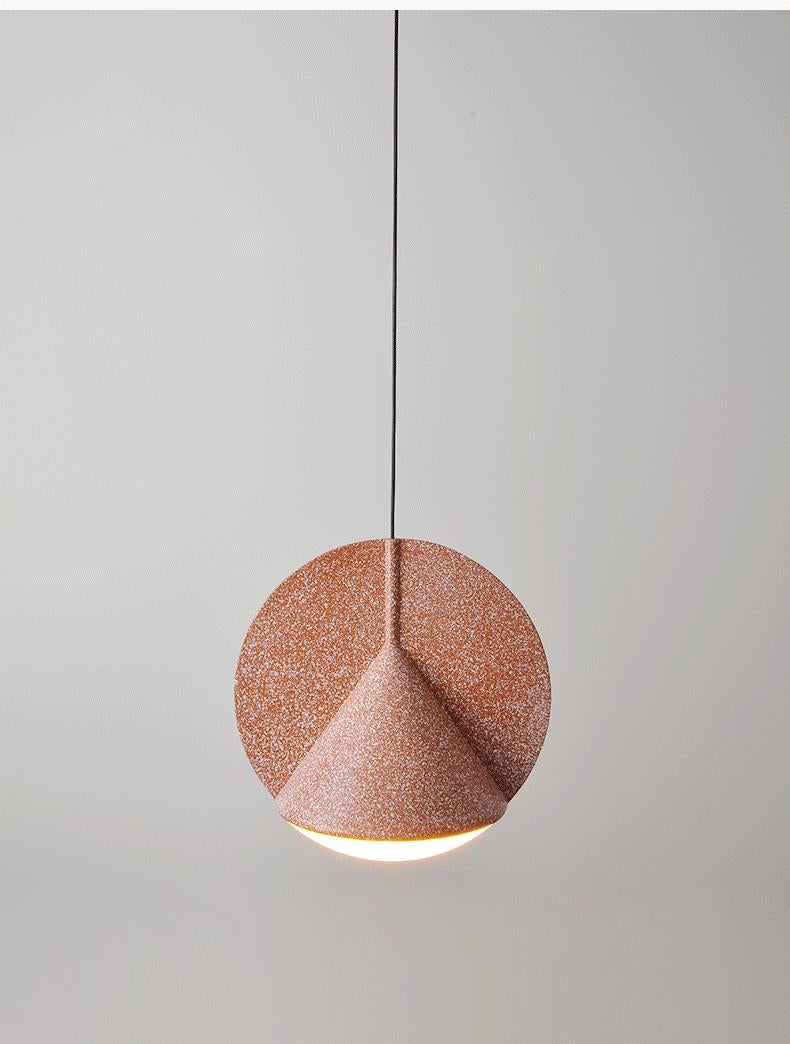 OSSA PENDANT