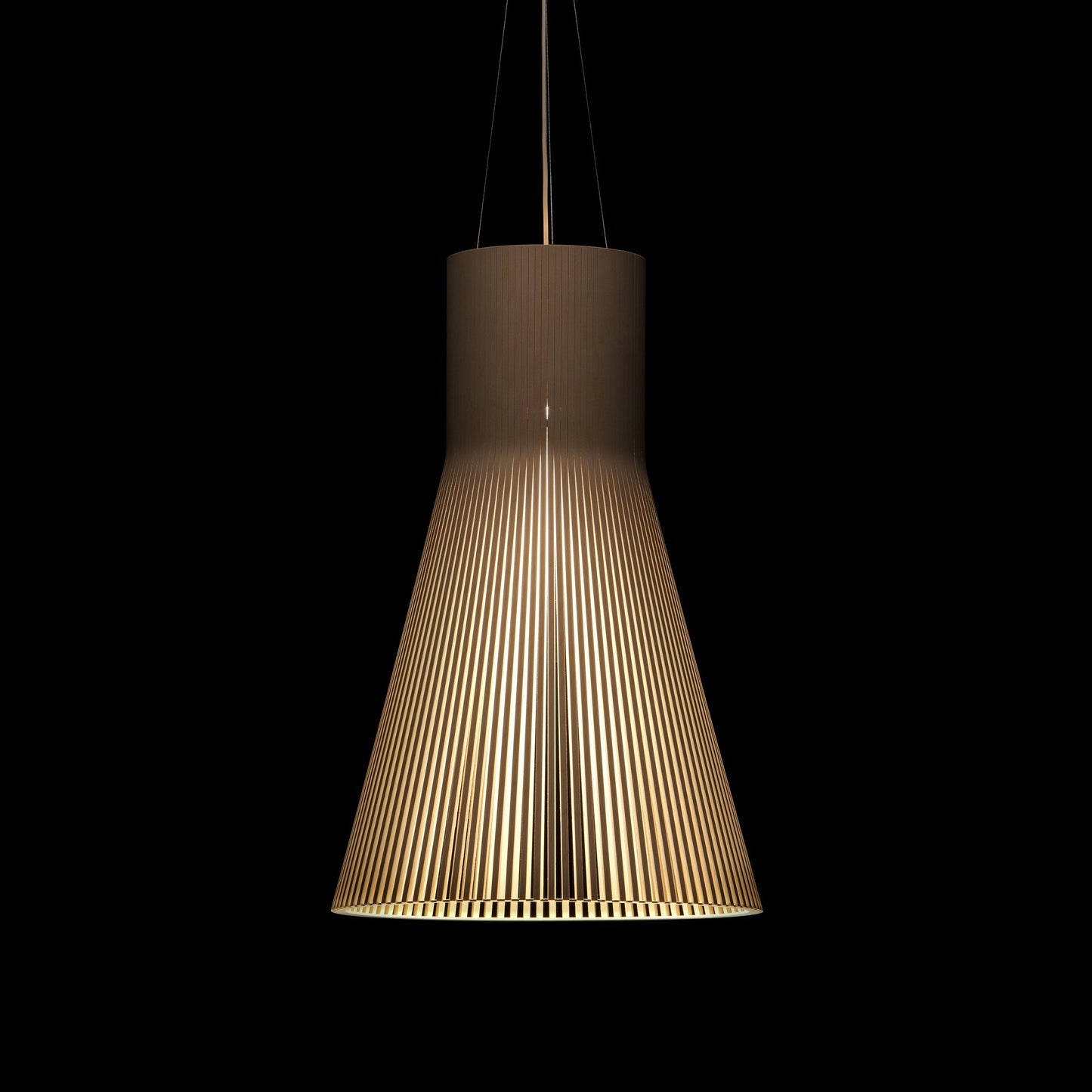 Magnum Pendant Light