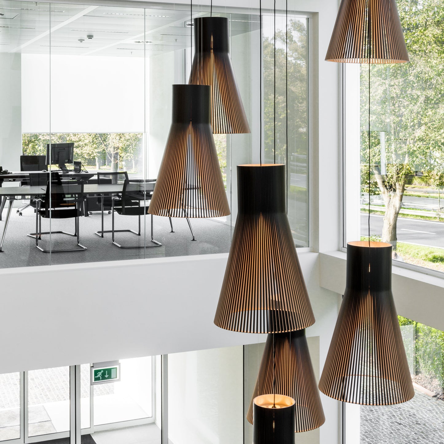 Magnum Pendant Light