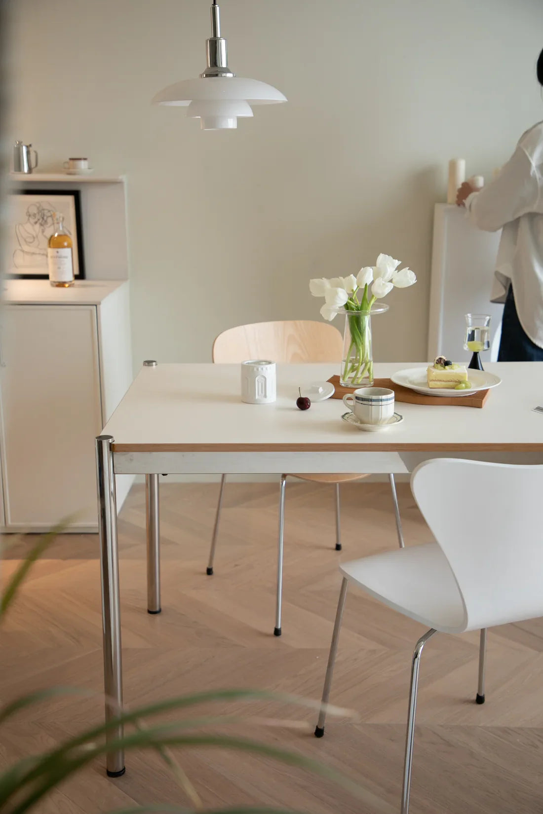 Nexus Modular Dining Table