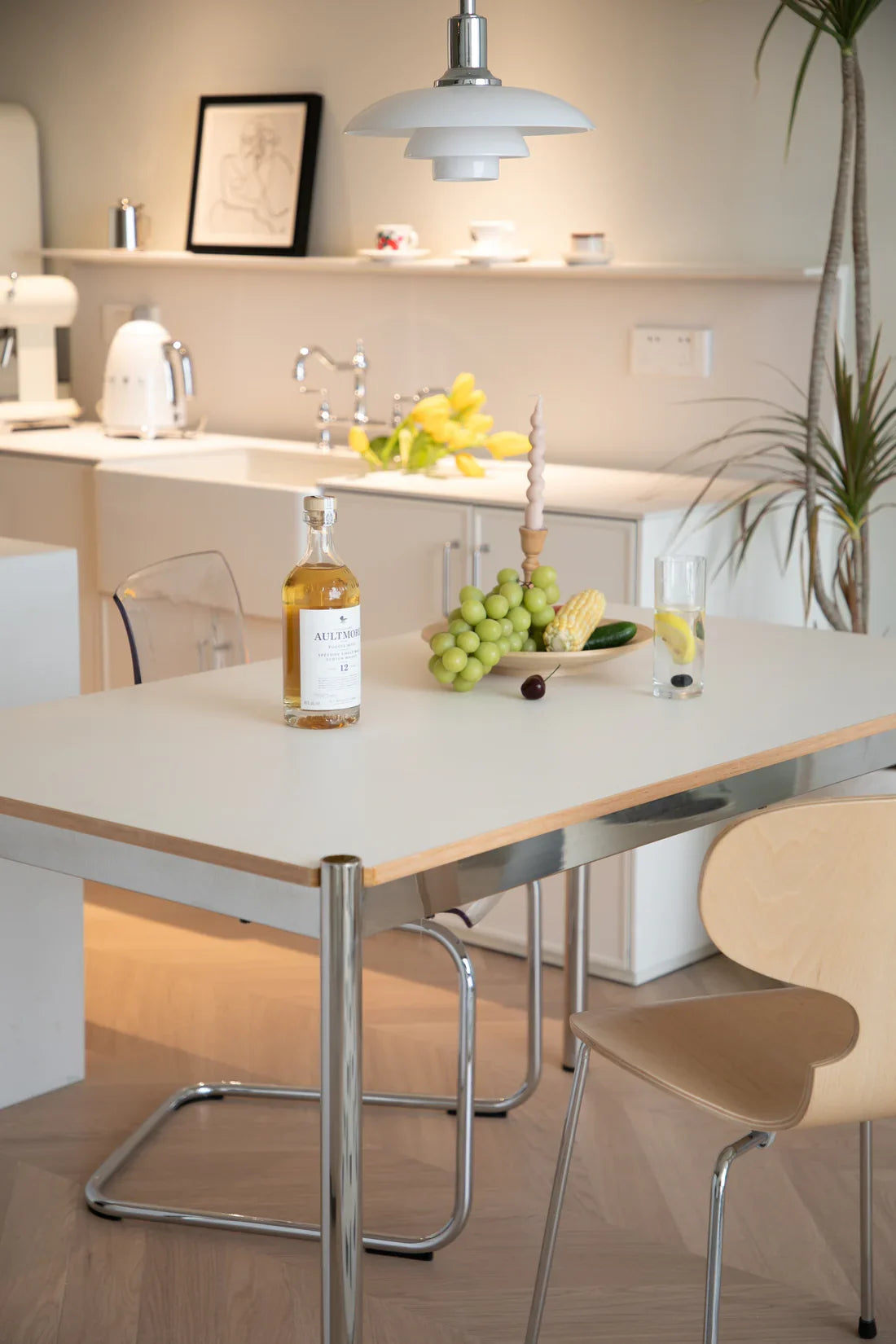 Nexus Modular Dining Table