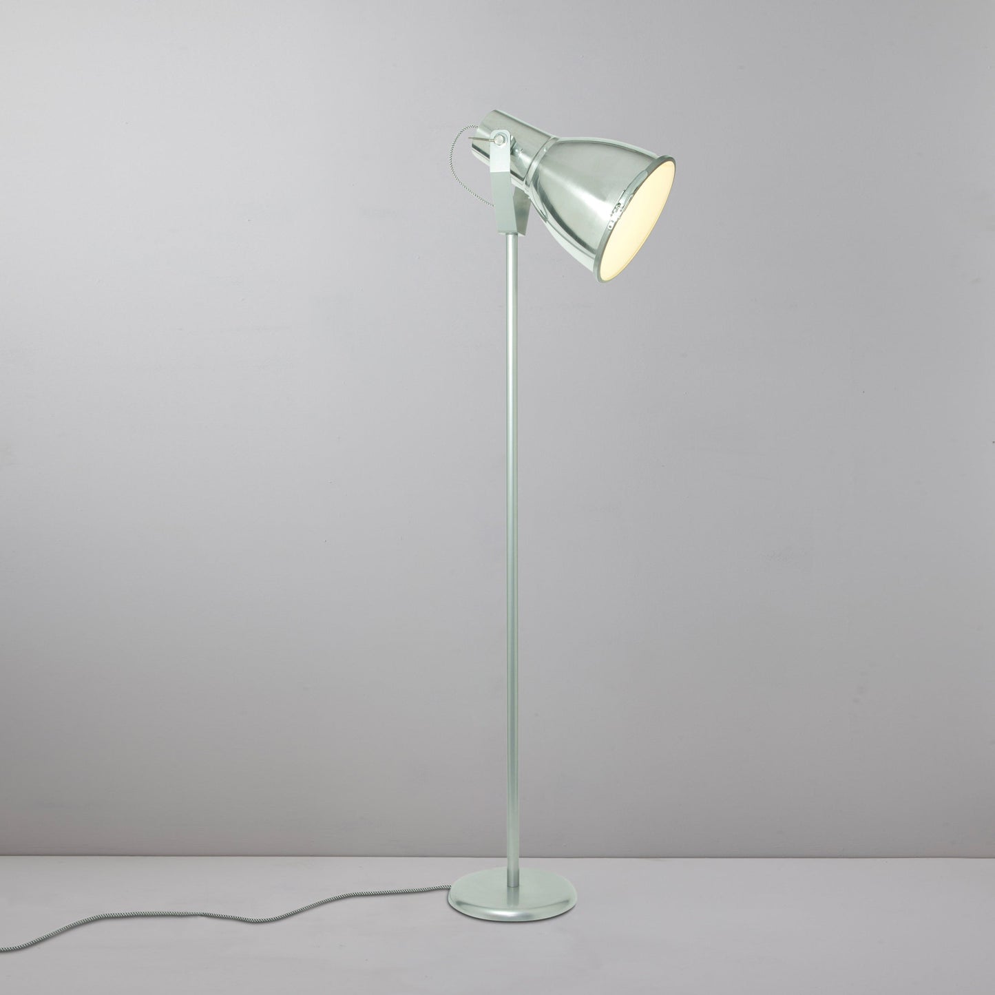 Stirrup 3 Floor Lamp