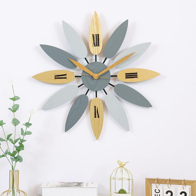 Wooden Leaves Clock