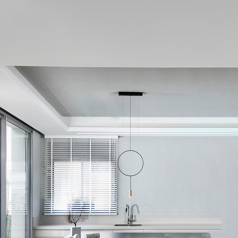 Revolta Pendant Light