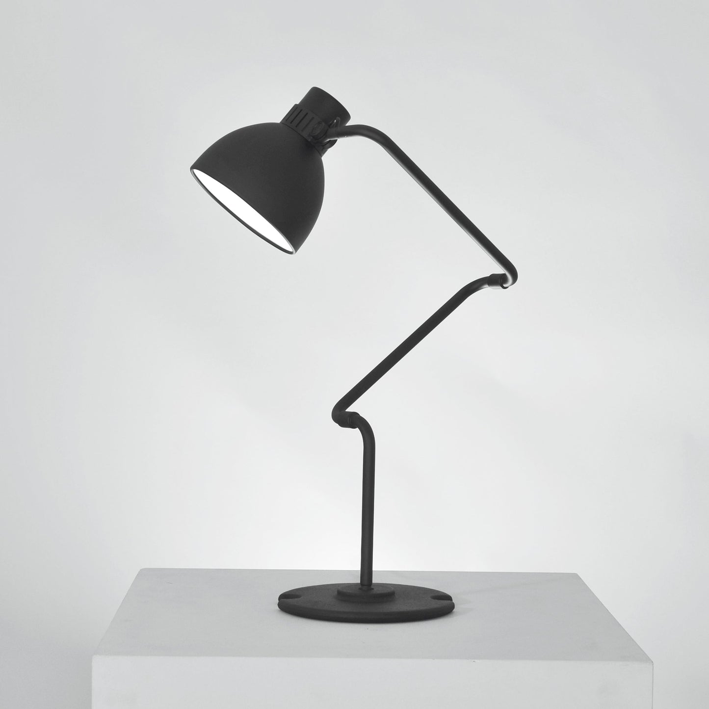 Blux System Table Lamp