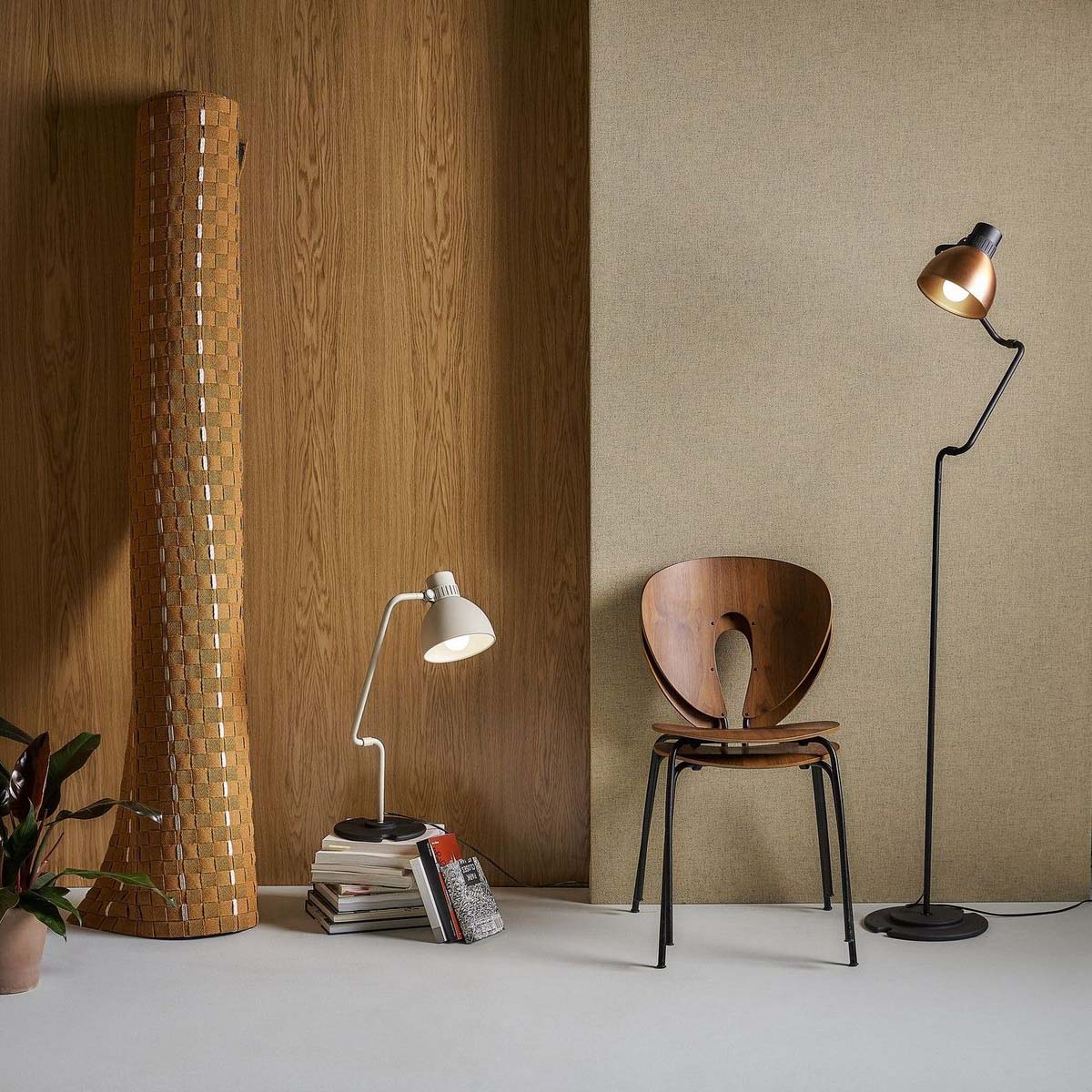 Blux System Table Lamp