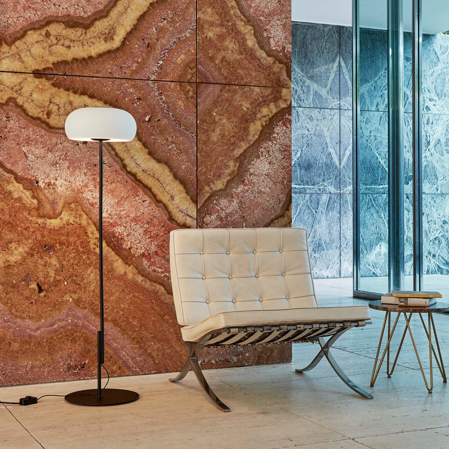 Vetra P LED Floor Lamp