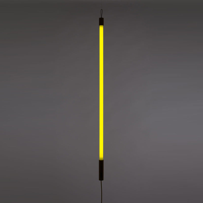 Linea Lamp