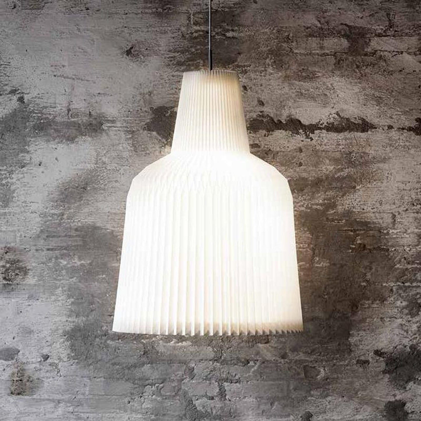 La Cloche Pendant Light