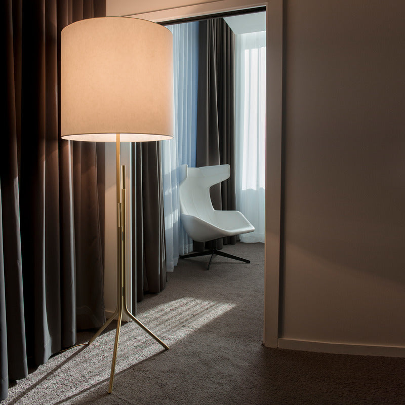 Ellis Floor Lamp - Drop Paper 100 Shade