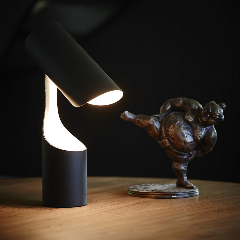 Mutatio 353 Table Lamp