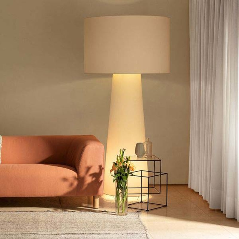 Big Shadow Floor Lamp