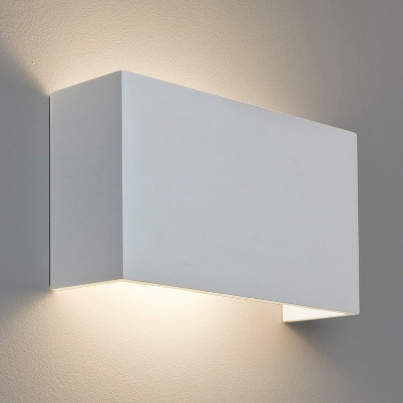 Pella 325 Wall Sconce