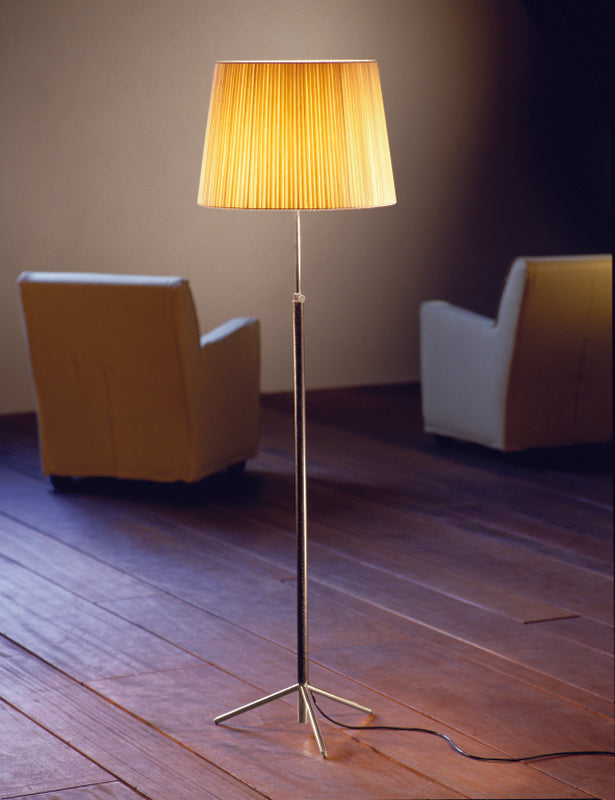 Pie De Salon Floor Lamp