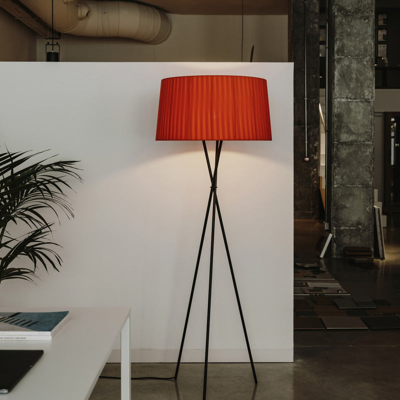 Tripode G5 Floor Lamp