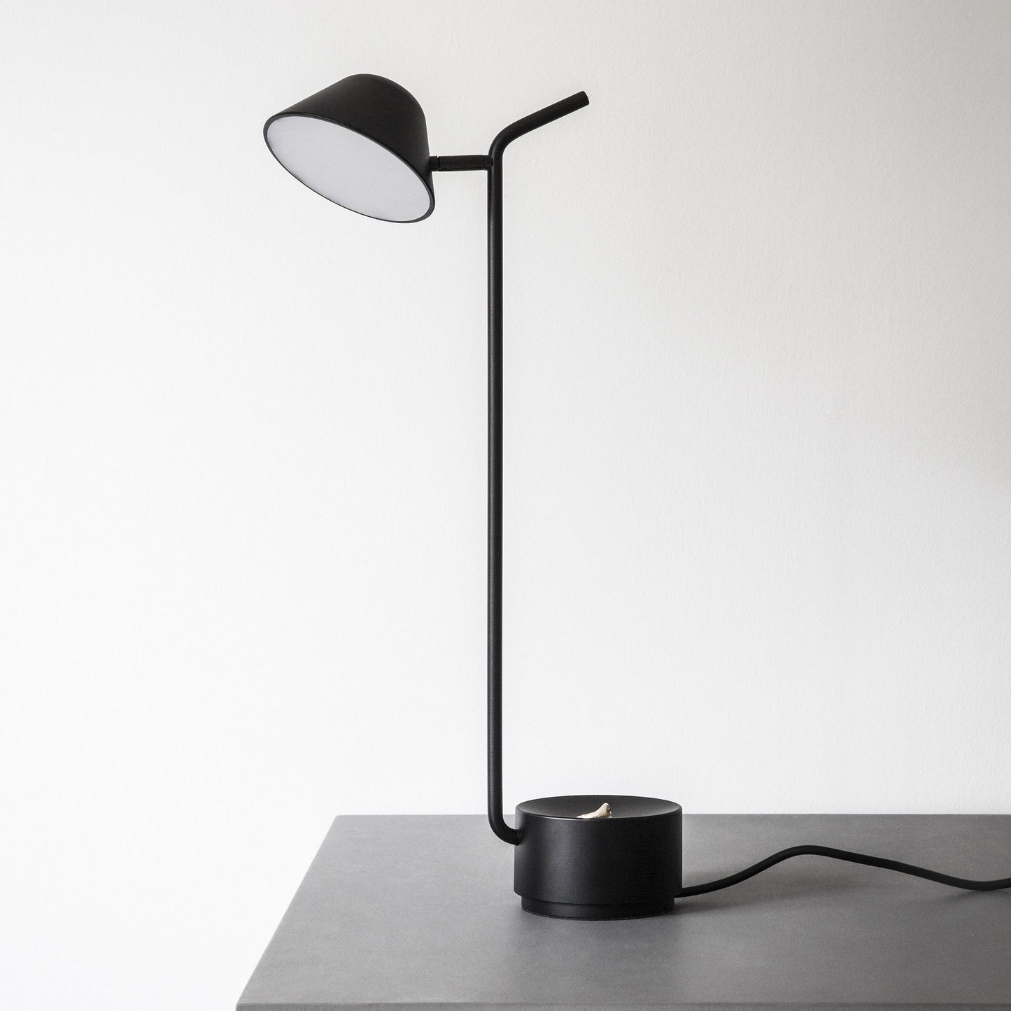 Peek Table Lamp