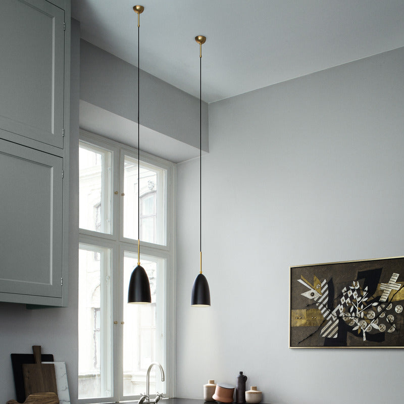 Grashoppa Pendant Light