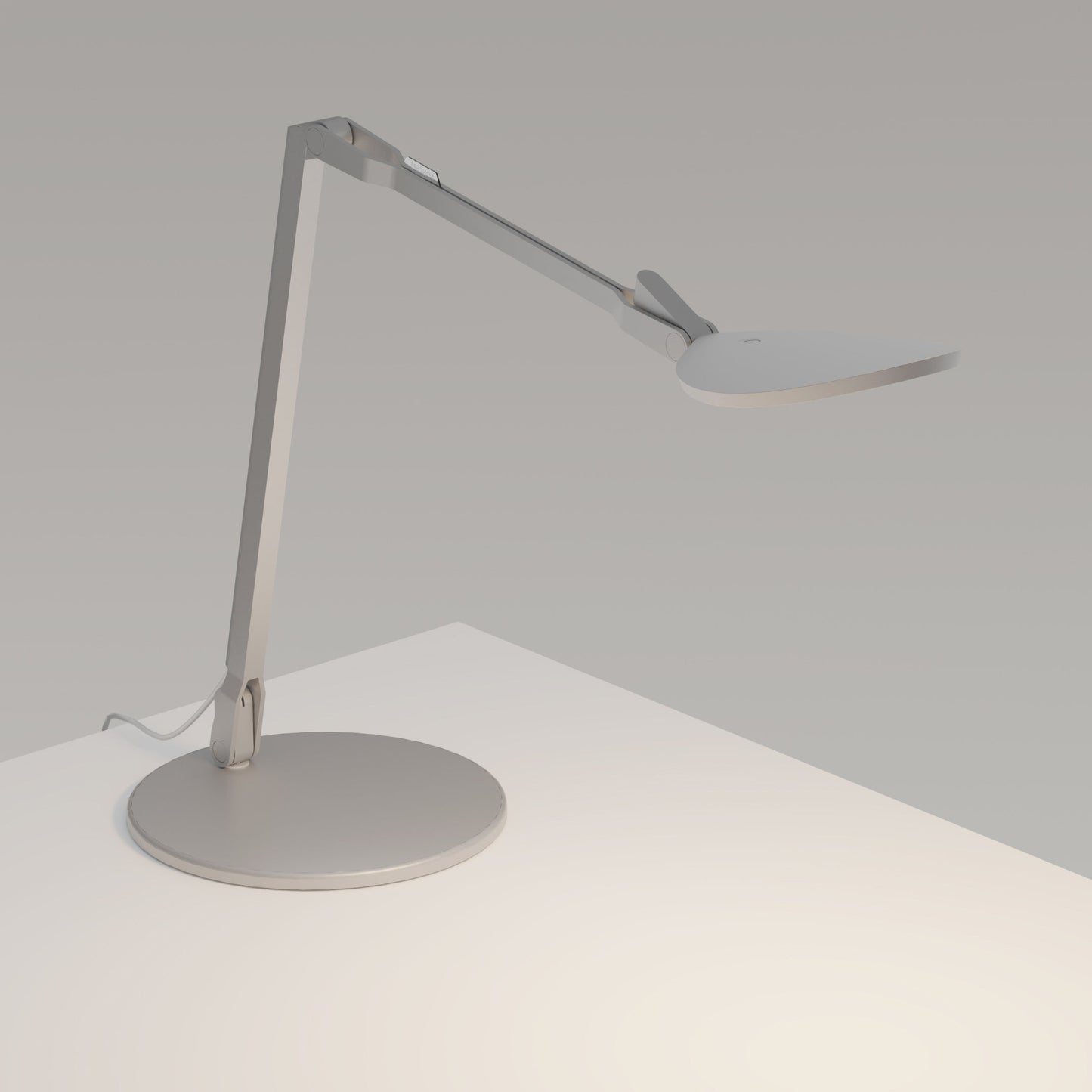 Splitty Reach Desk Lamp