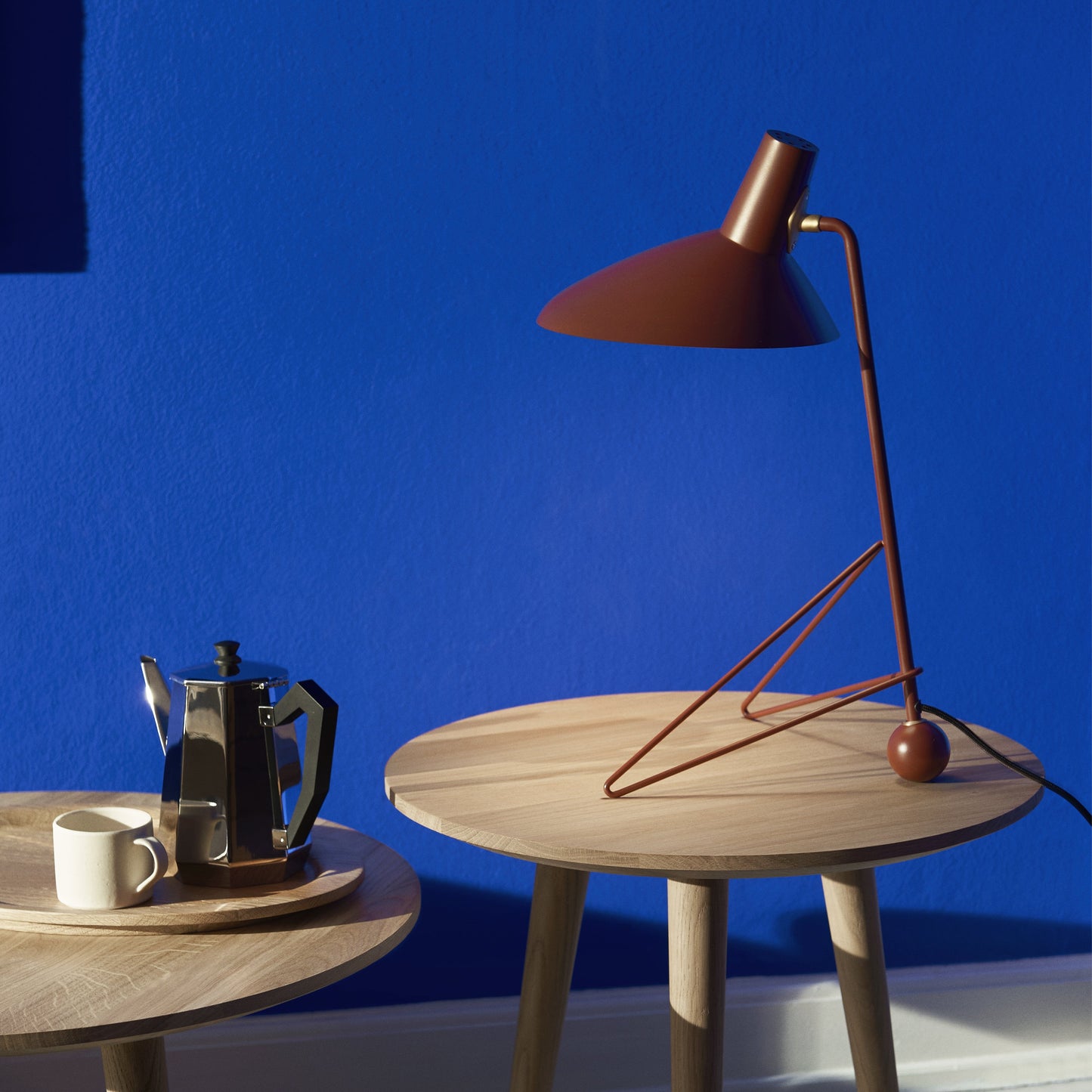 Tripod HM9 Table Lamp