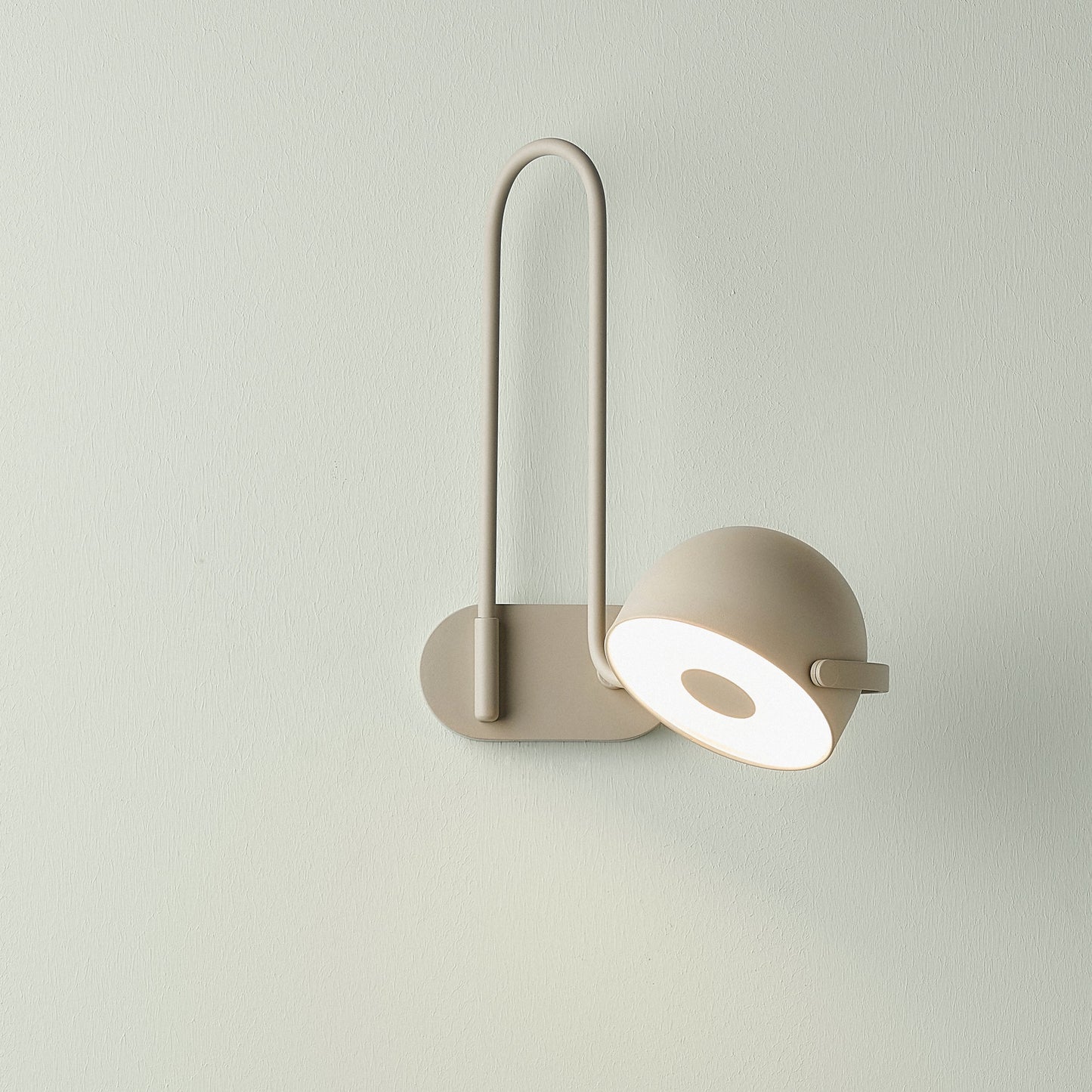 Bowee W1 Wall Sconce