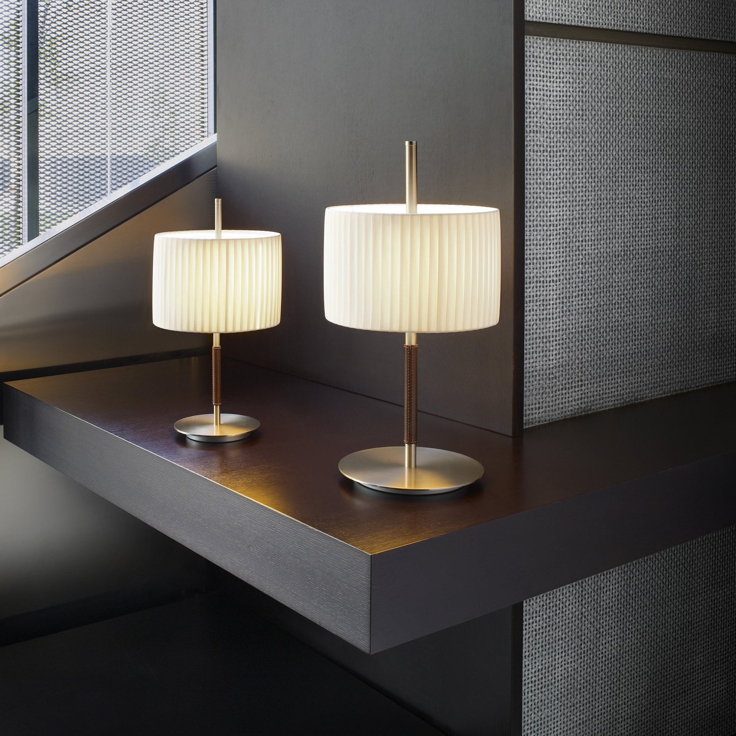 Danona Table Lamp