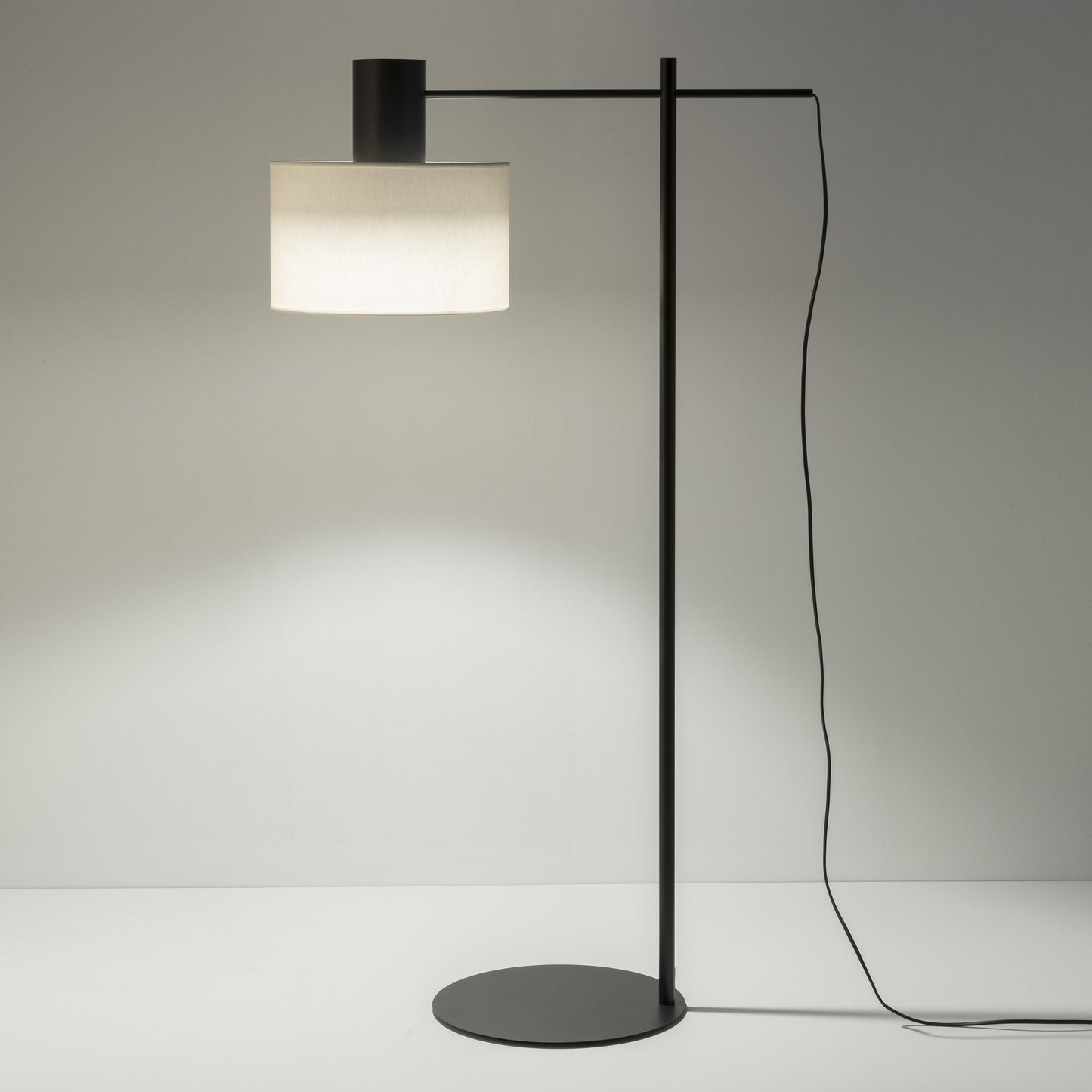 Cyls Reading Floor Lamp