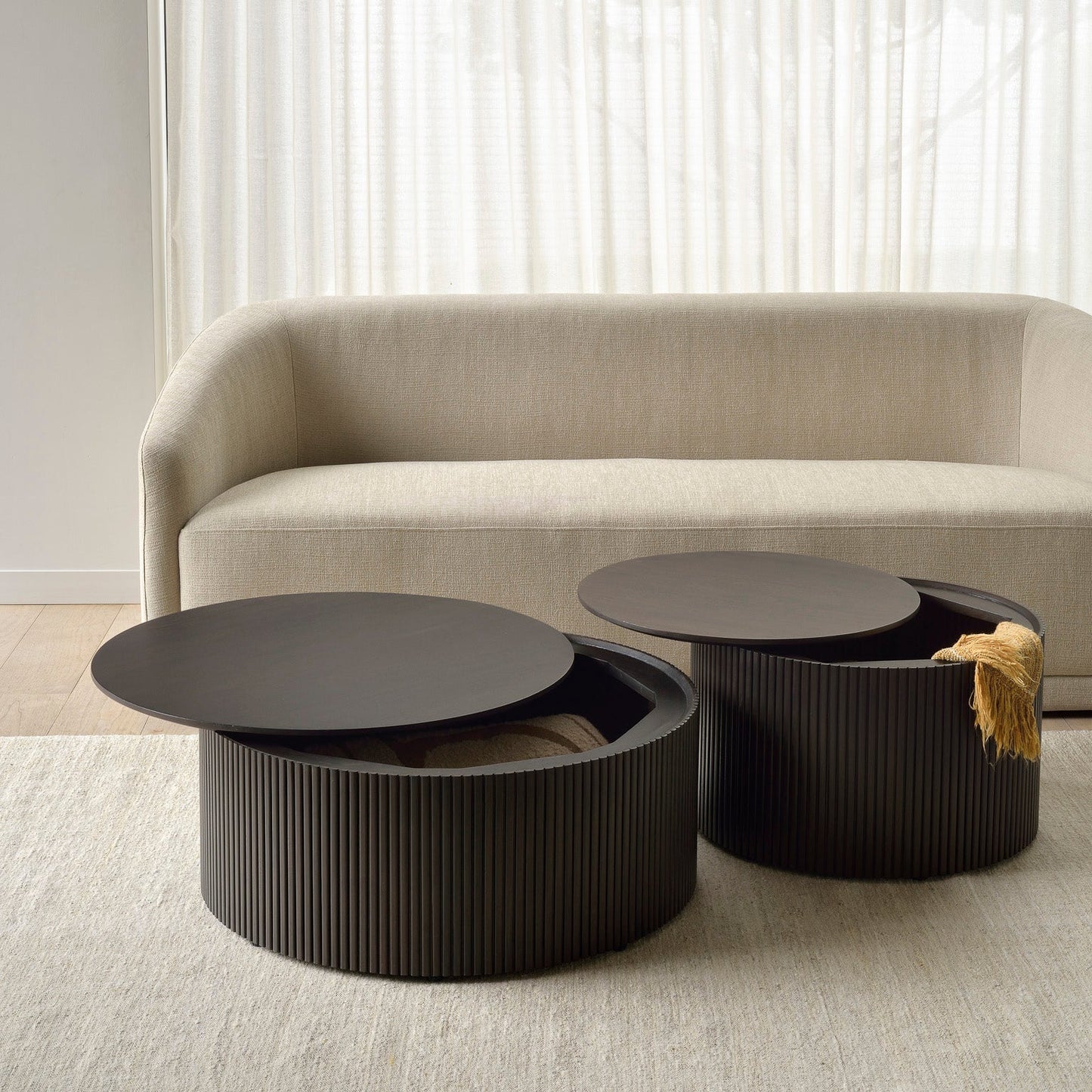 Roller Max Round Storage Coffee Table