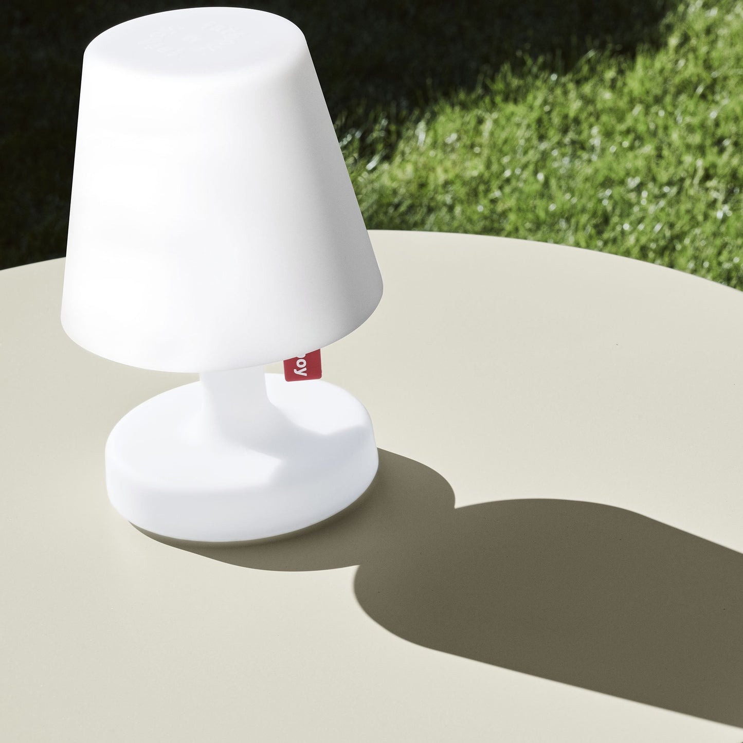 Edison the Petit Version 2.0 Table Lamp