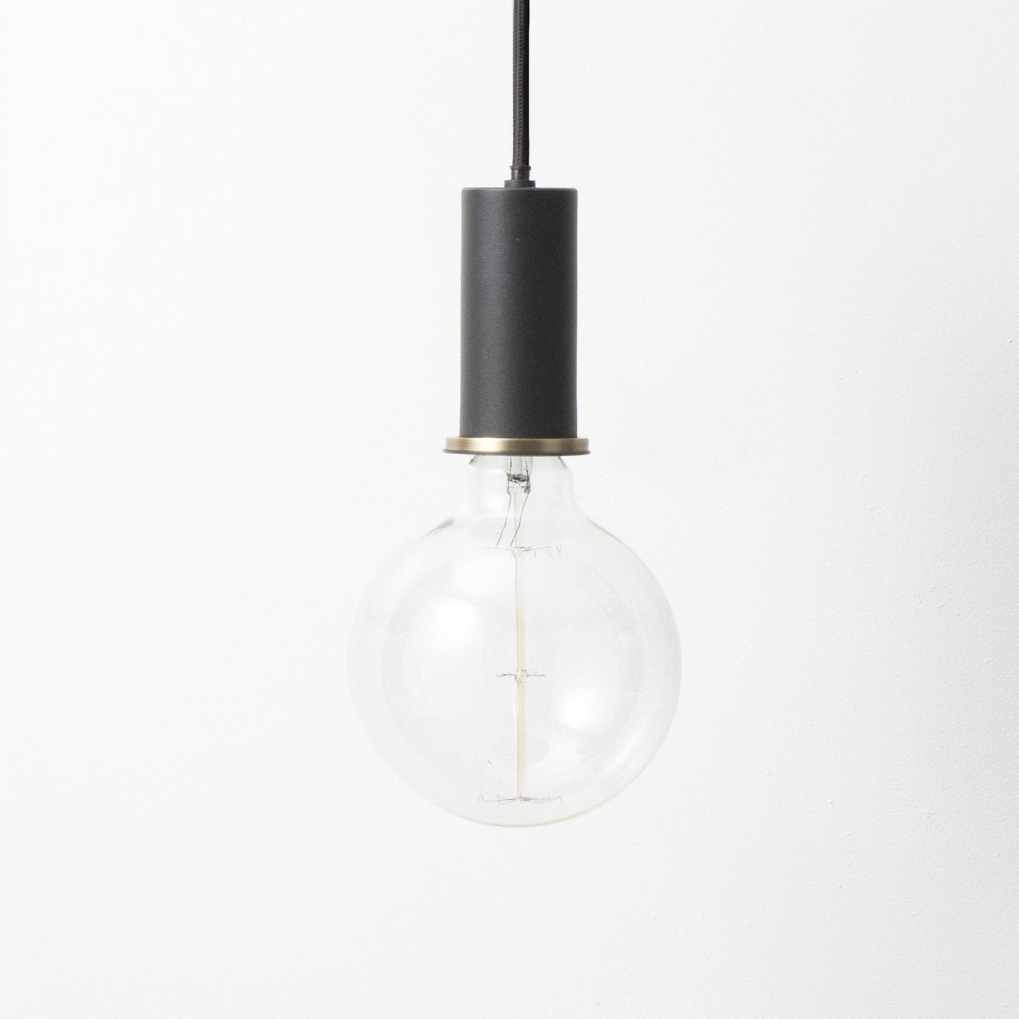 Socket Pendant Light