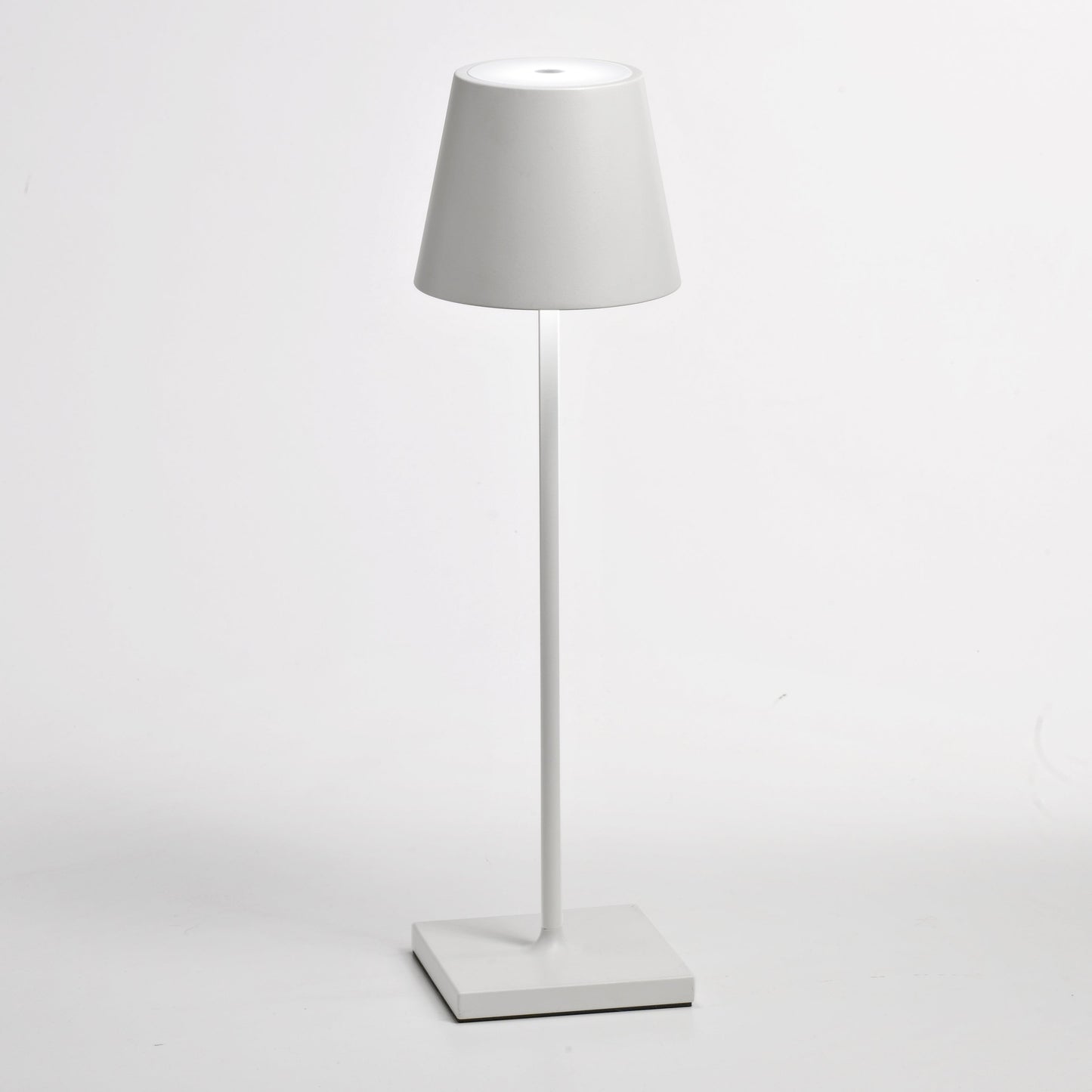 Poldina Pro Table Lamp