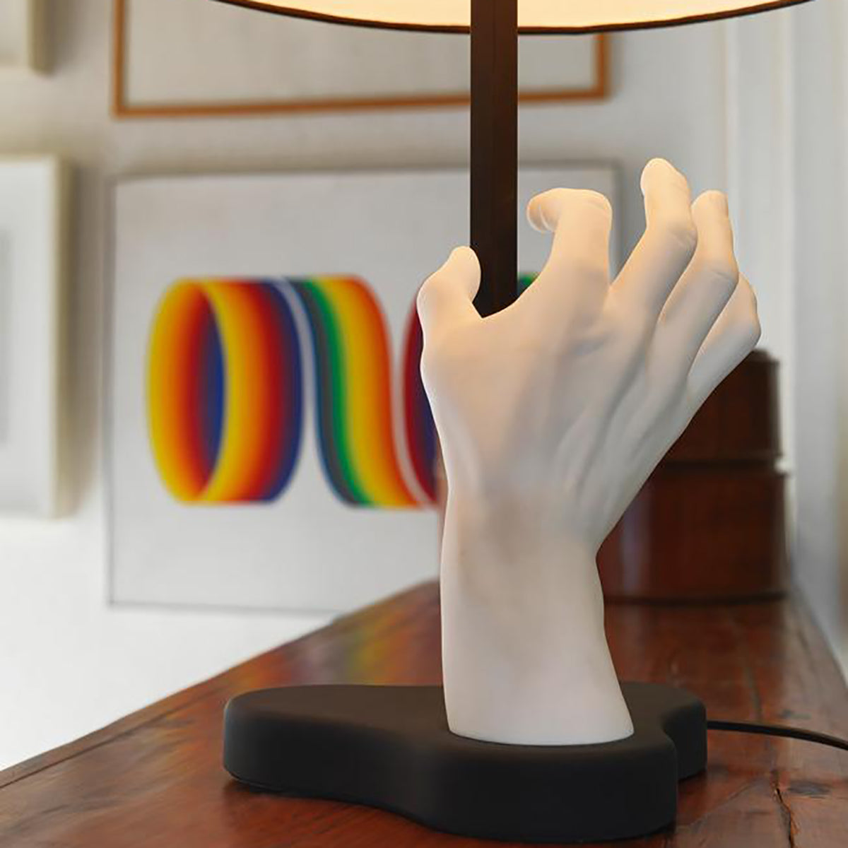 Mano Table Lamp