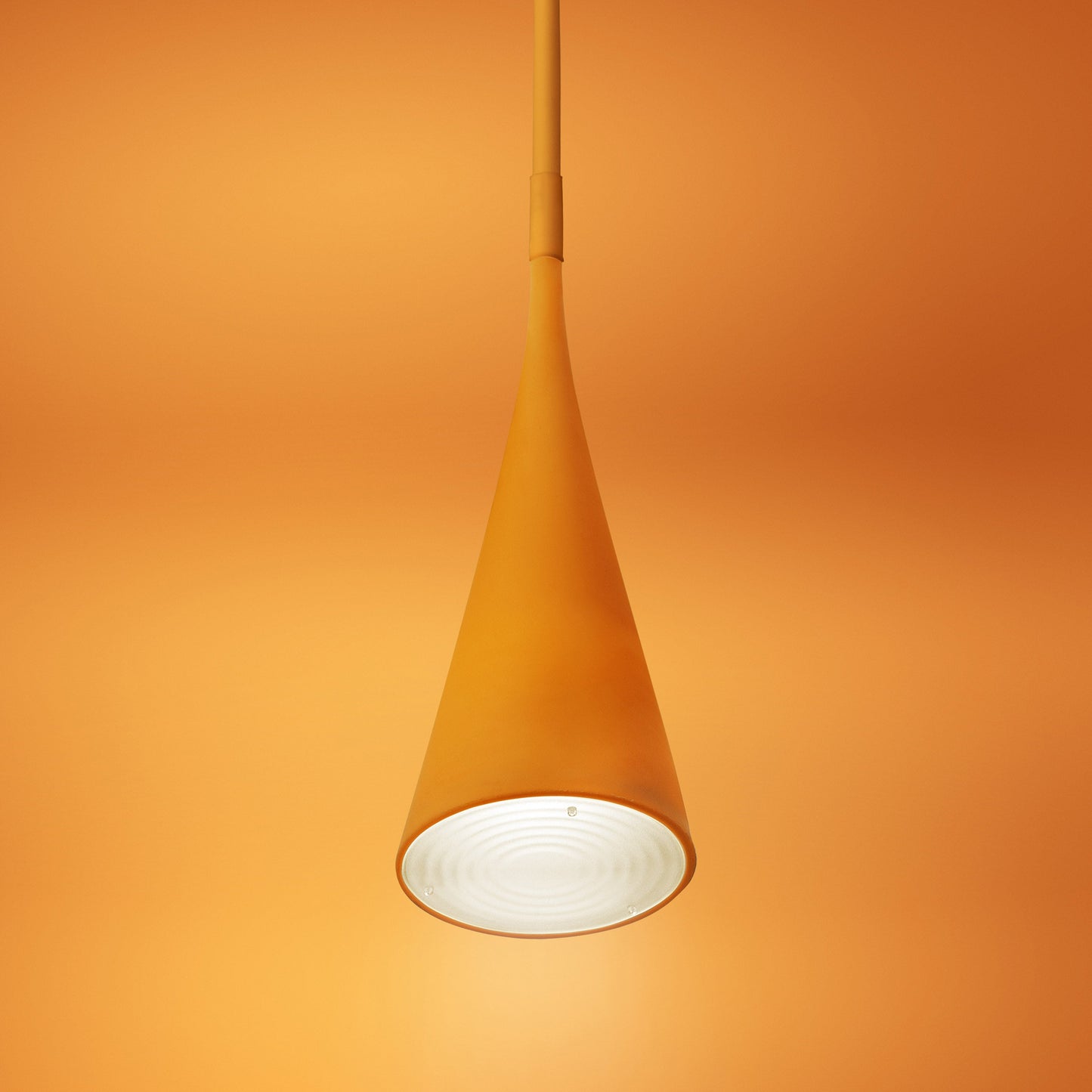 Uto Pendant Light