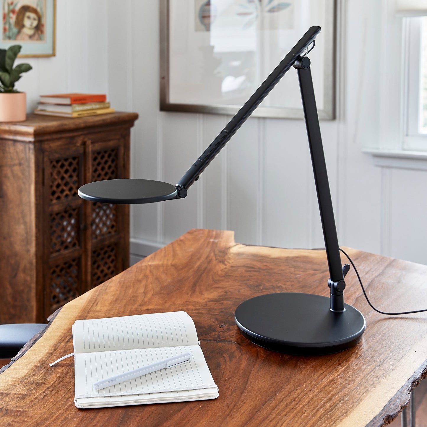 Nova Task Light