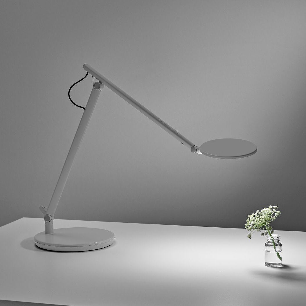 Nova Task Light