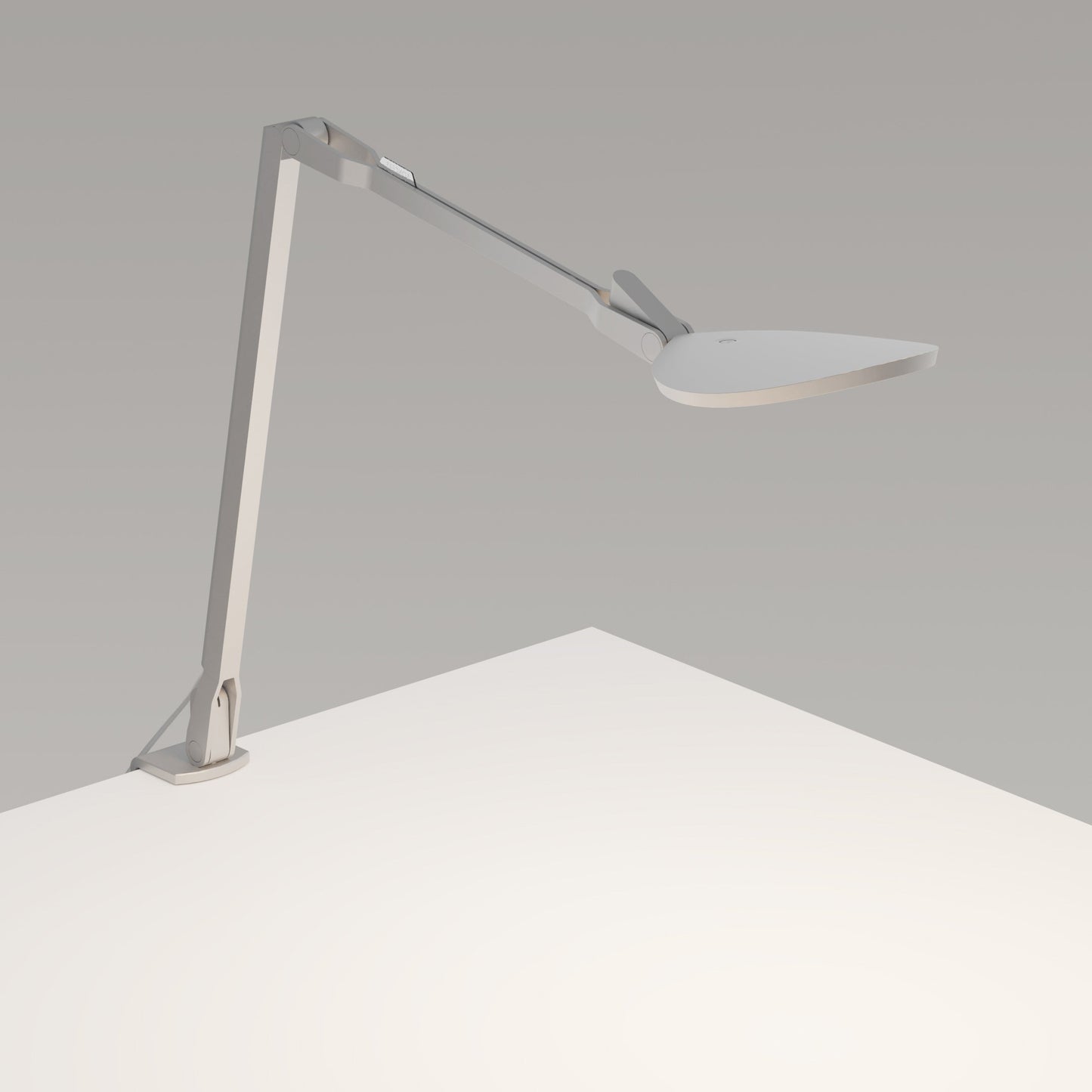 Splitty Reach Desk Lamp